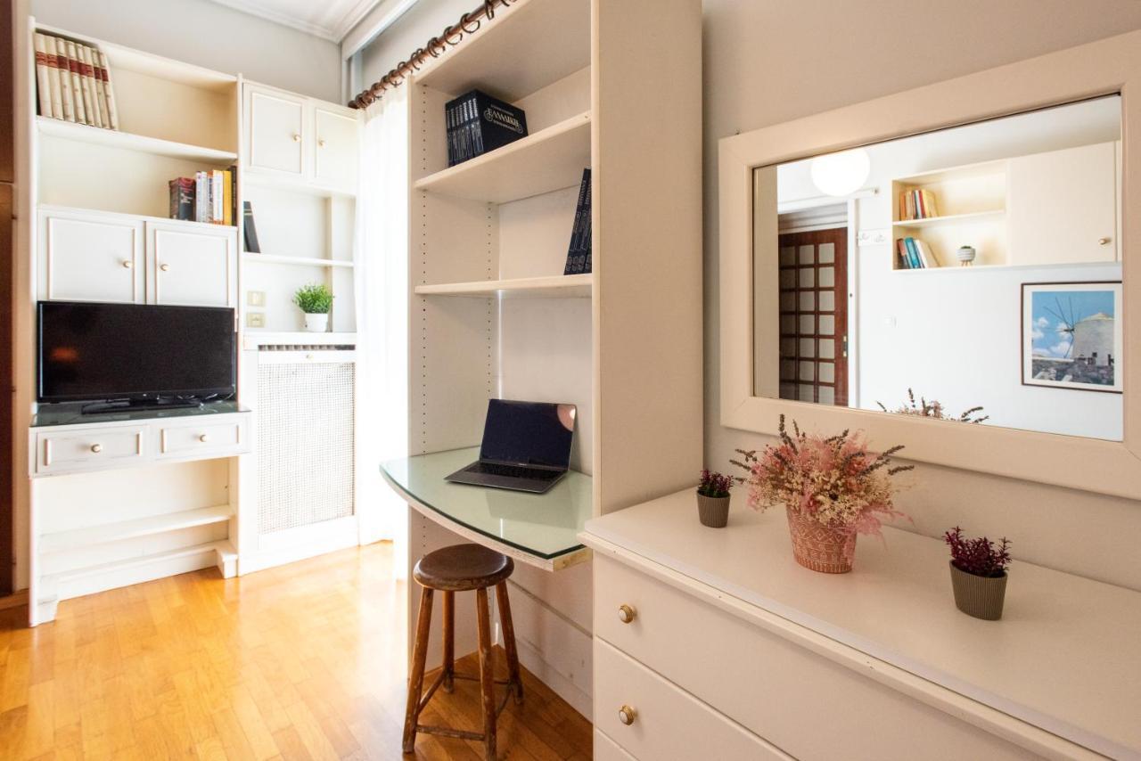 Hector'S Flisvos Apartment Атина Екстериор снимка